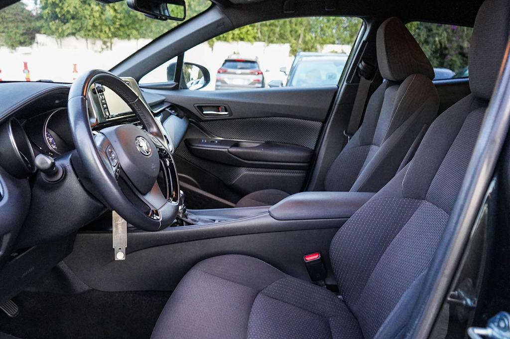 Thumbnail: 2018 Toyota C-HR - 9