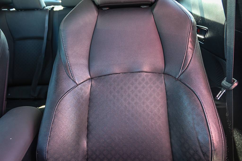 2022 Toyota C-HR Limited 24