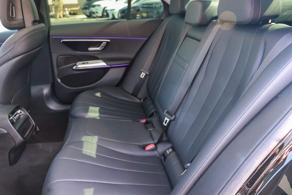 Thumbnail: 2025 Mercedes-Benz E-Class - 11