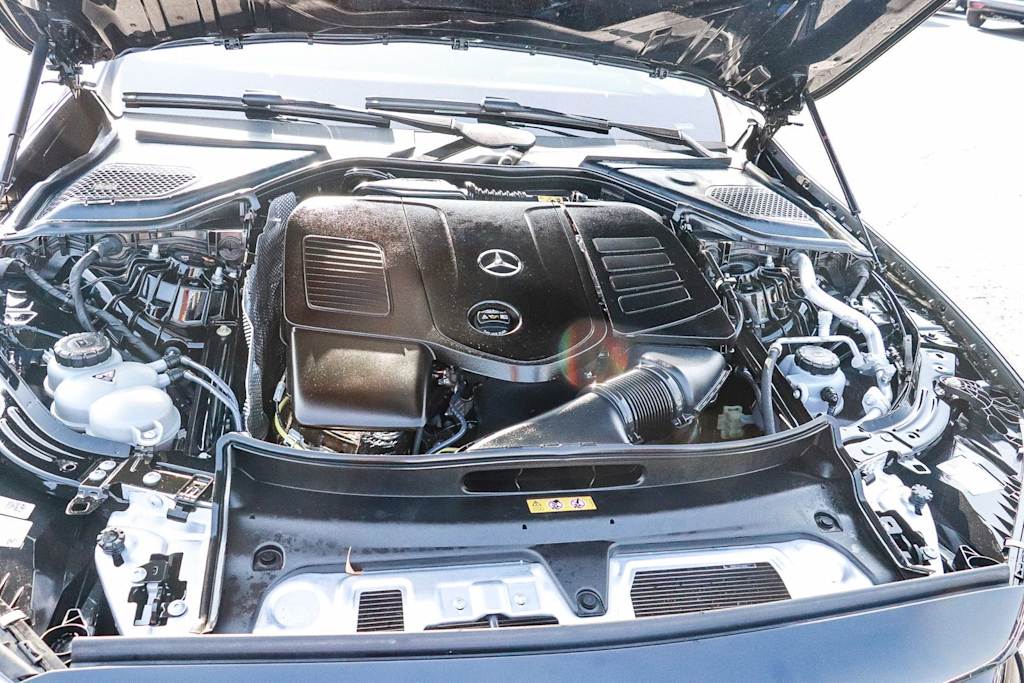 Thumbnail: 2025 Mercedes-Benz E-Class - 7