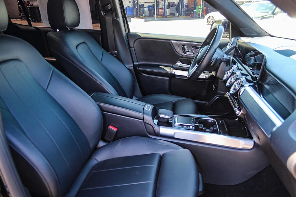2021 Mercedes-Benz GLB 250 9