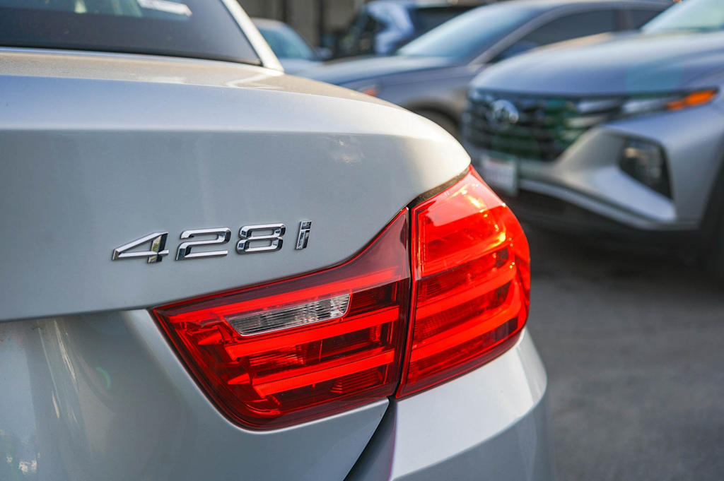 Thumbnail: 2014 BMW 4 Series - 21