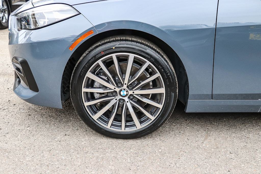 Thumbnail: 2023 BMW 2 Series - 6