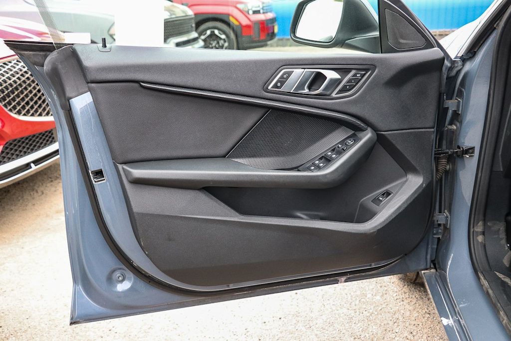 Thumbnail: 2023 BMW 2 Series - 23