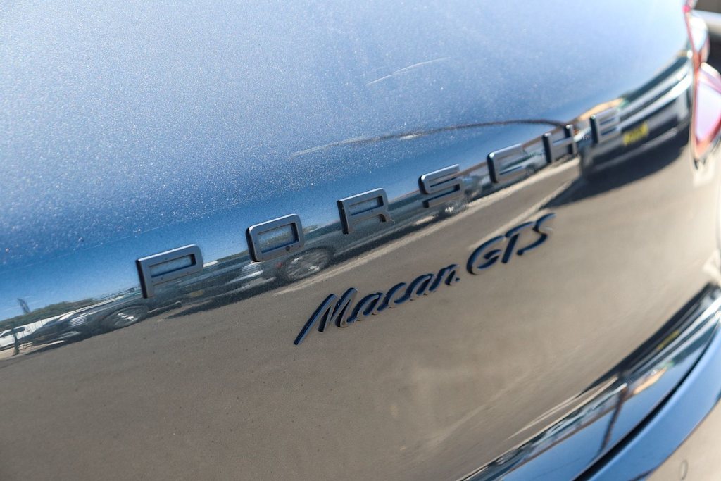 Thumbnail: 2018 Porsche Macan - 24