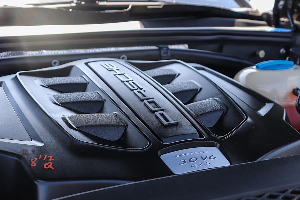 Thumbnail: 2018 Porsche Macan - 34