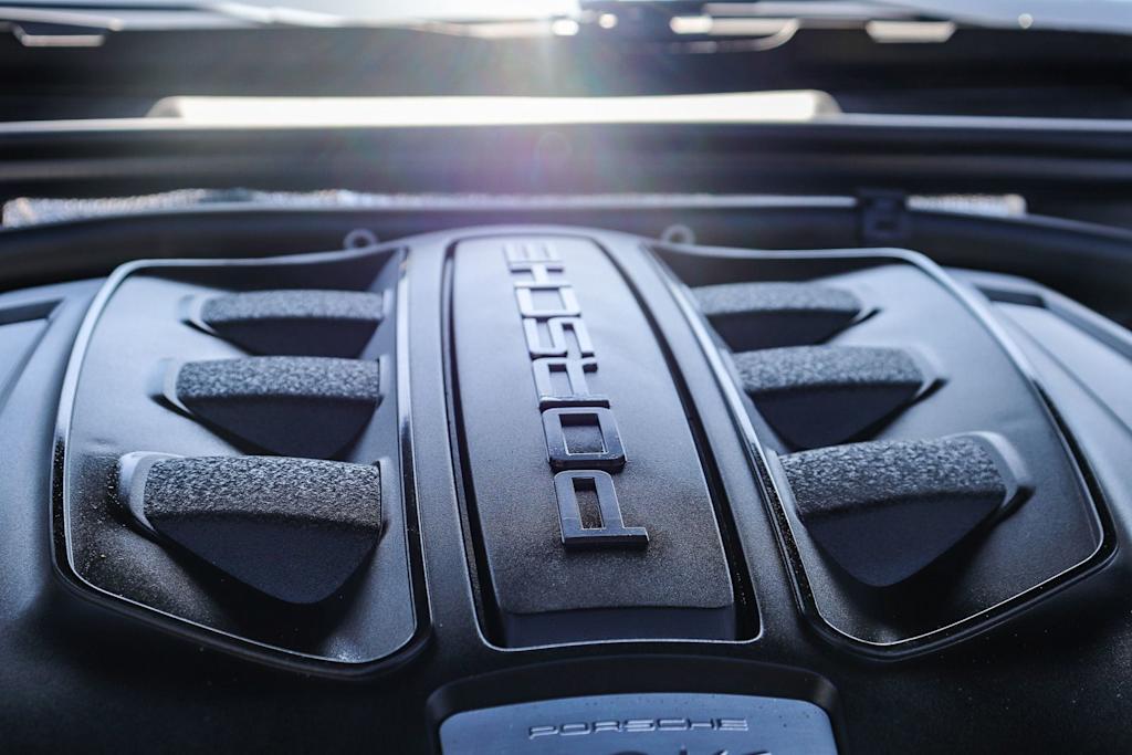 Thumbnail: 2018 Porsche Macan - 33