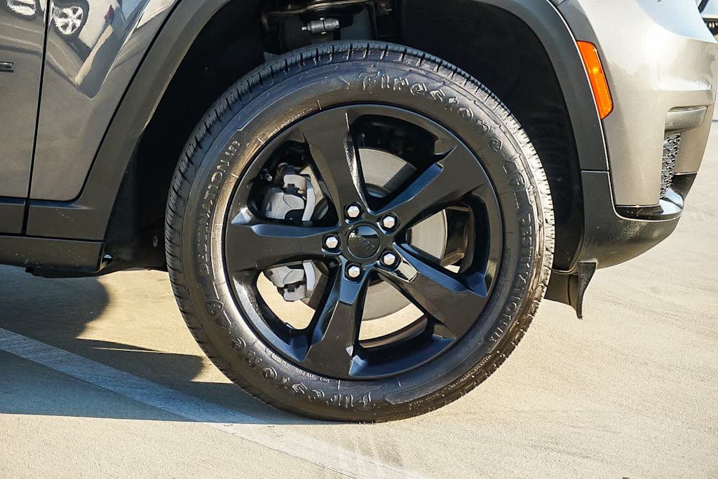 Thumbnail: 2022 Jeep Grand Cherokee L - 6