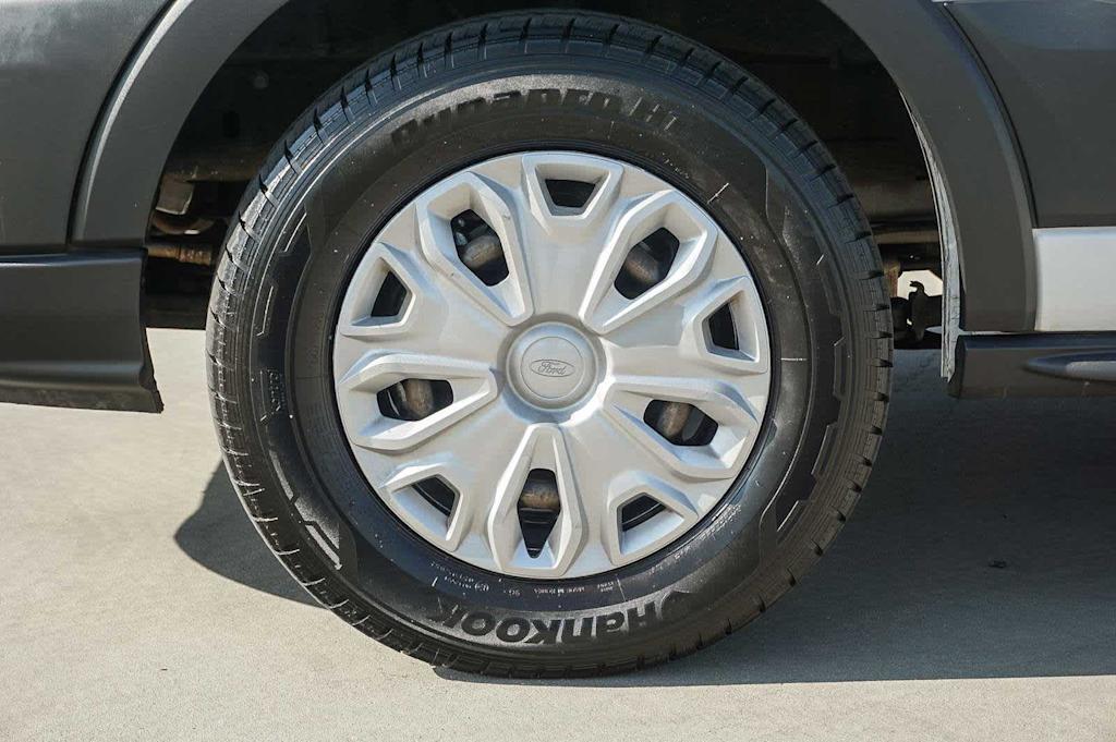 Thumbnail: 2018 Ford Transit Series - 19