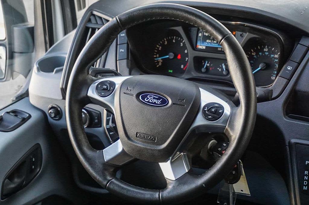 Thumbnail: 2018 Ford Transit Series - 13