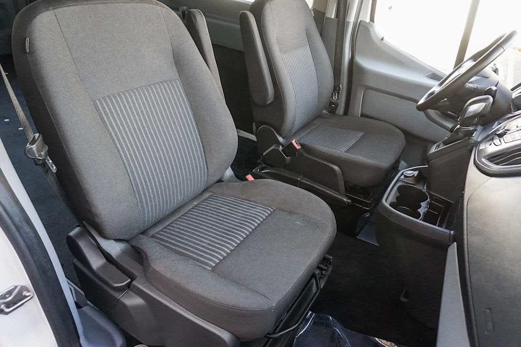 Thumbnail: 2018 Ford Transit Series - 10