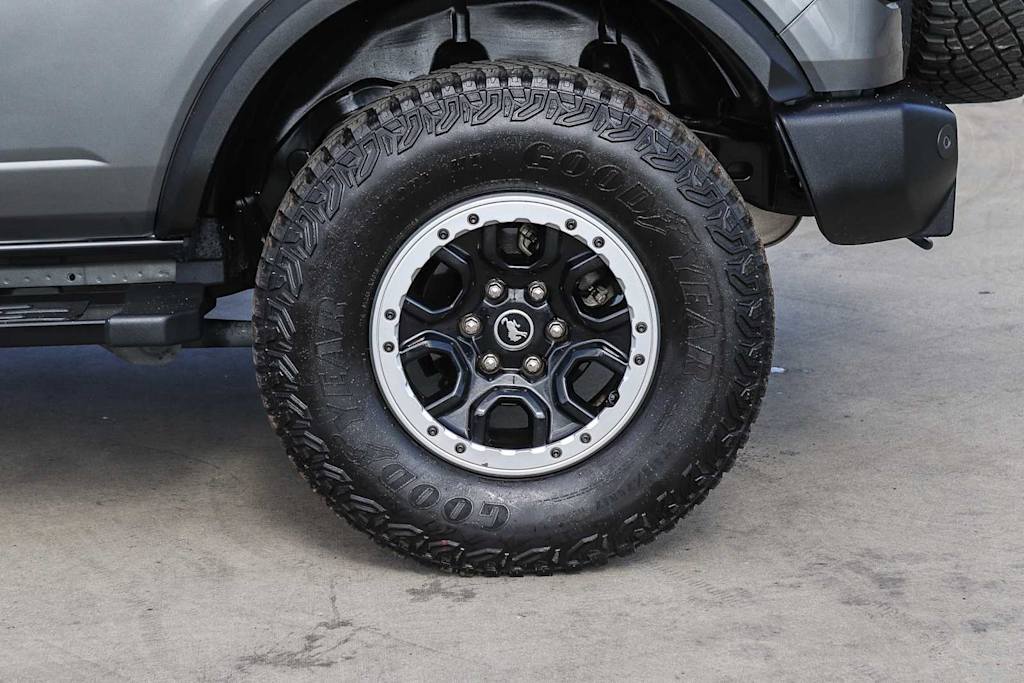 Thumbnail: 2022 Ford Bronco - 23