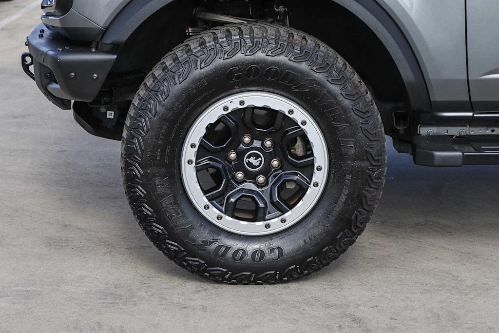 Thumbnail: 2022 Ford Bronco - 22