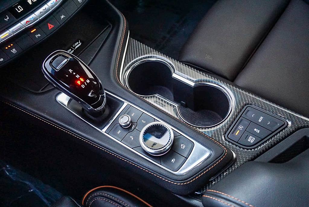 2025 Cadillac CT4 V-Series - Photo 15