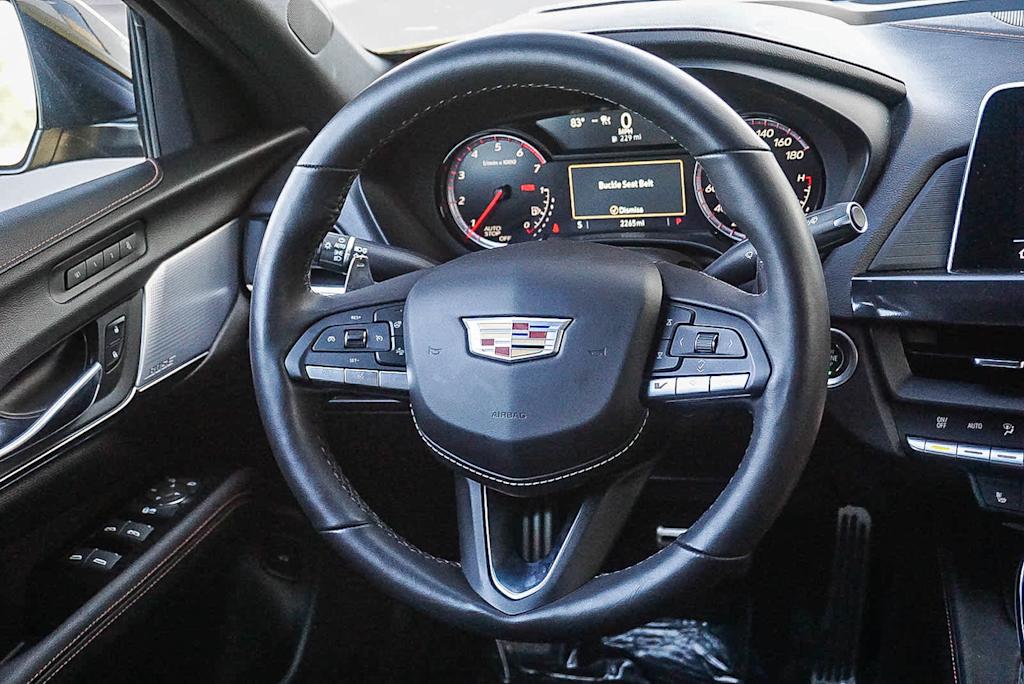 2025 Cadillac CT4 V-Series - Photo 13