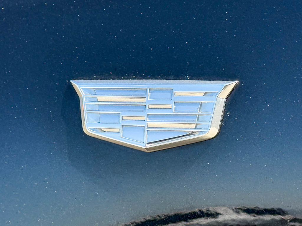 Thumbnail: 2020 Cadillac XT4 - 30