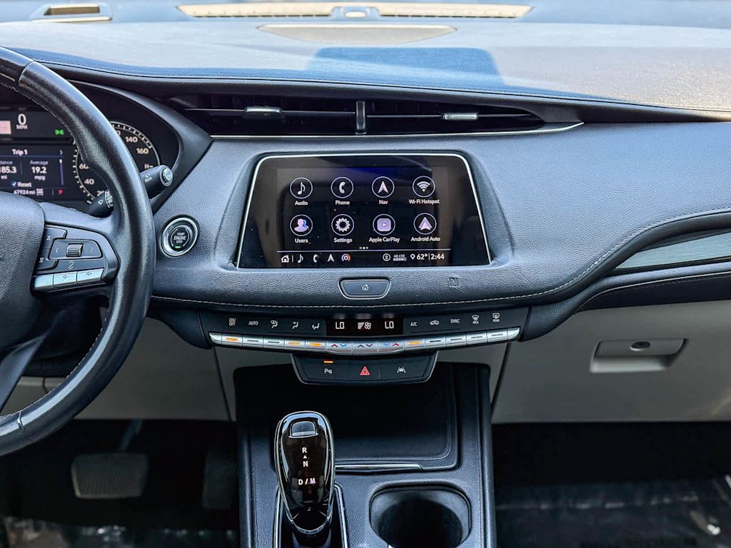 Thumbnail: 2020 Cadillac XT4 - 9