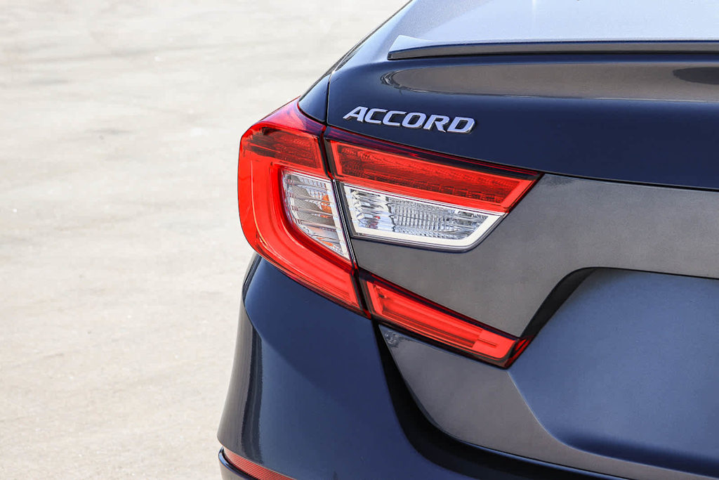 Thumbnail: 2018 Honda Accord - 23