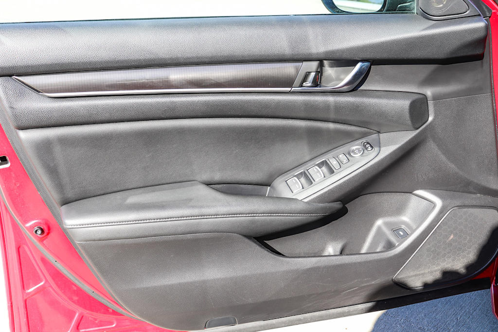 Thumbnail: 2019 Honda Accord - 26