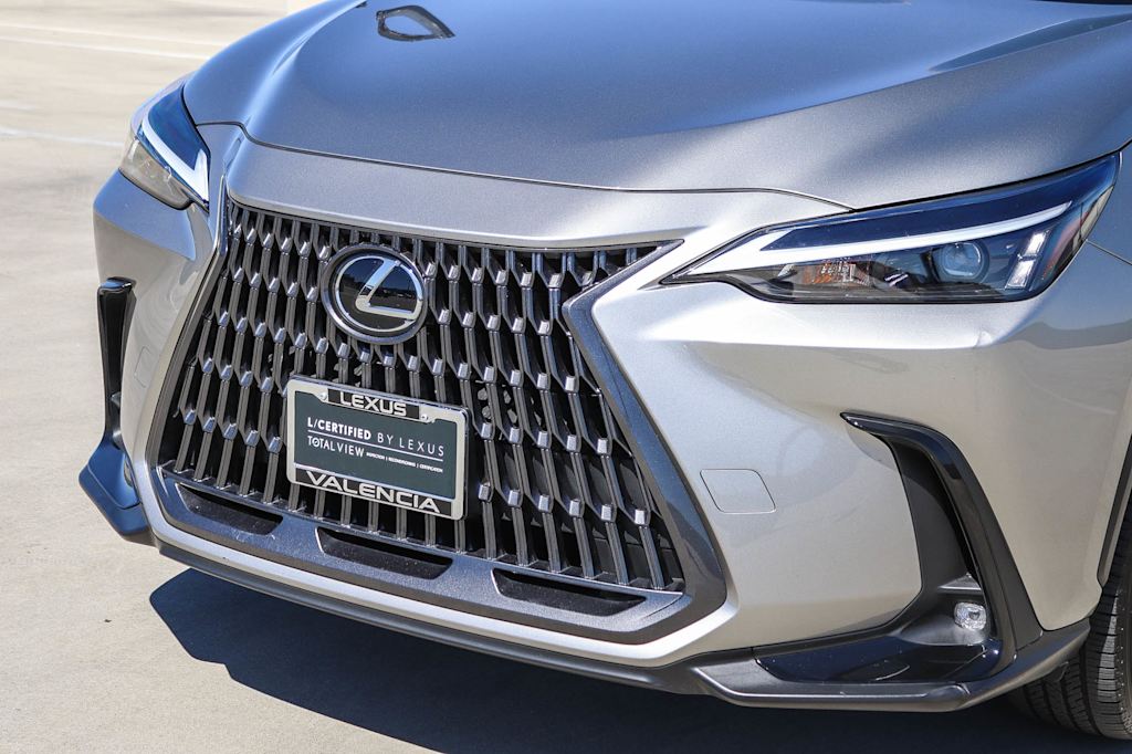 Thumbnail: 2024 Lexus ES - 21
