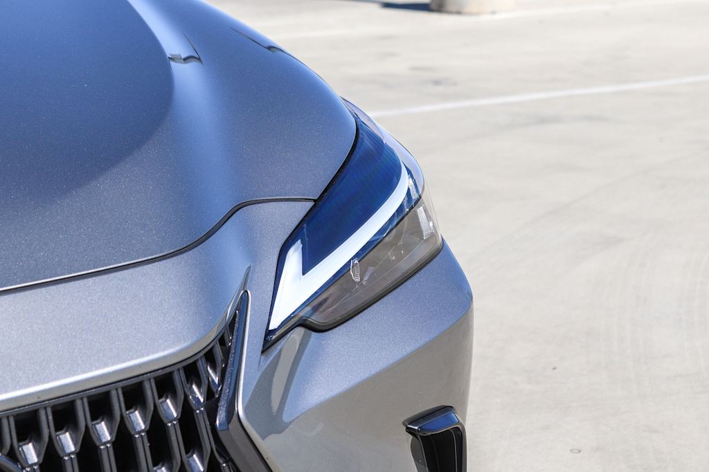 Thumbnail: 2024 Lexus ES - 20