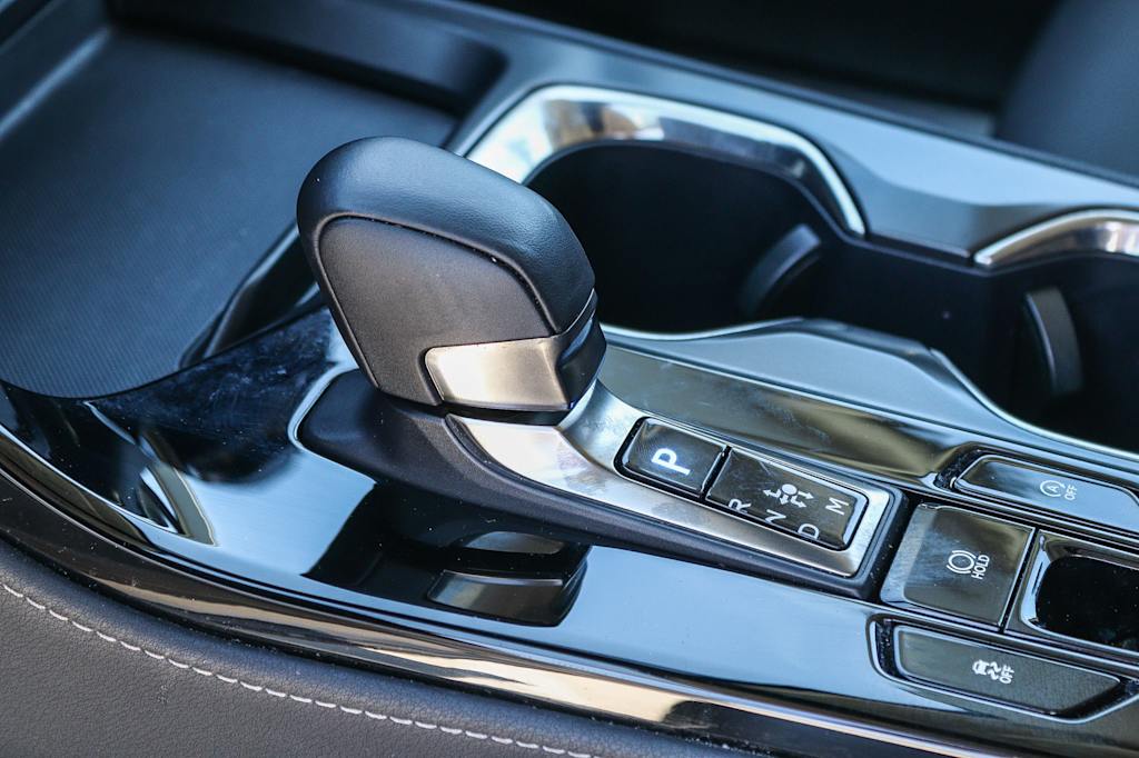 Thumbnail: 2024 Lexus ES - 13