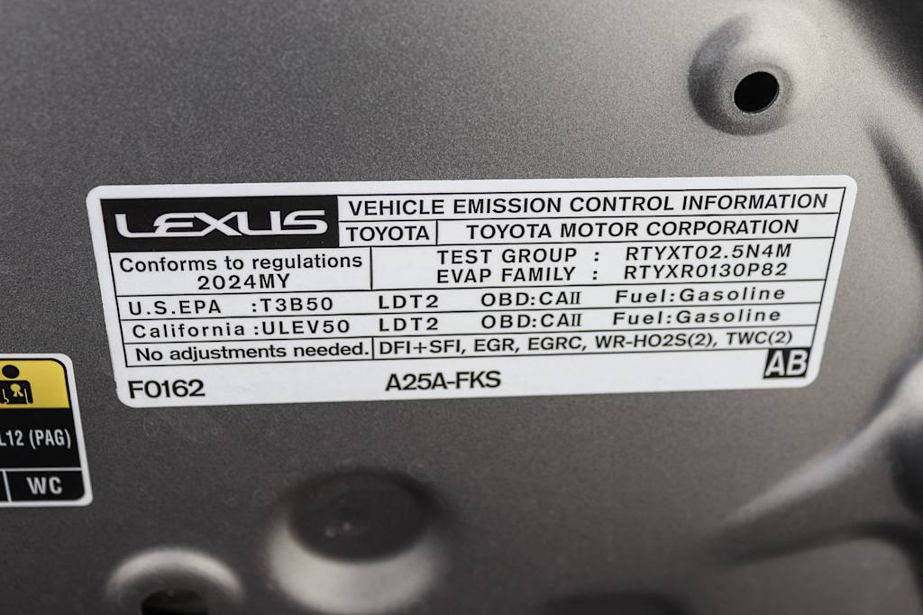 Thumbnail: 2024 Lexus ES - 17