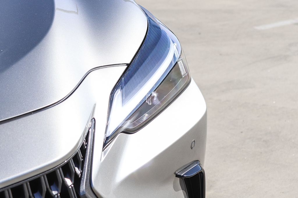 Thumbnail: 2026 Lexus ES - 18