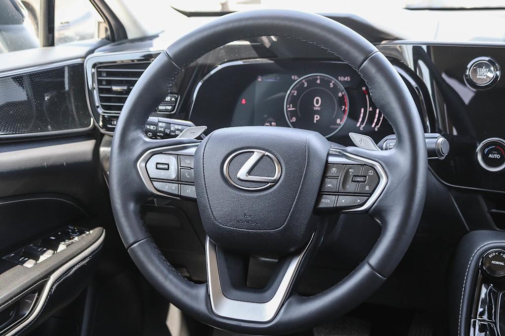 Thumbnail: 2024 Lexus ES - 8