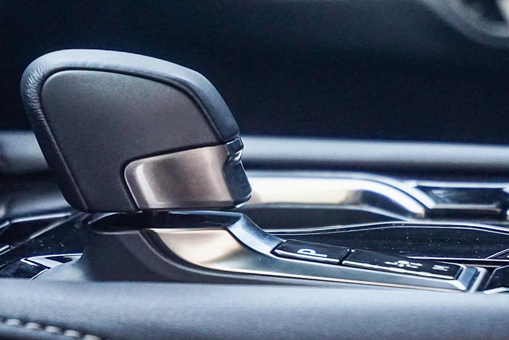 Thumbnail: 2024 Lexus RX - 13