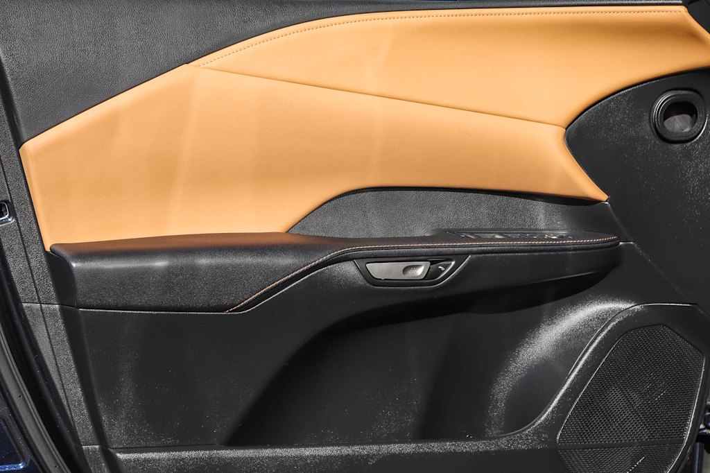 Thumbnail: 2024 Lexus RX - 28