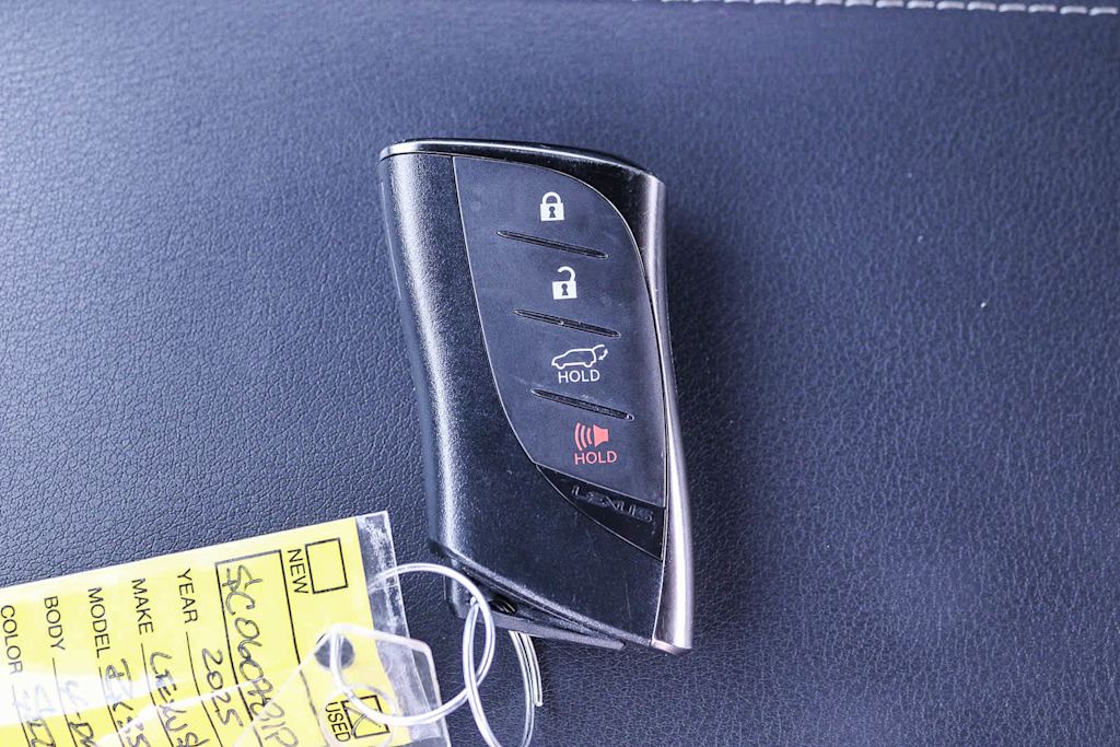Thumbnail: 2025 Lexus RX - 16