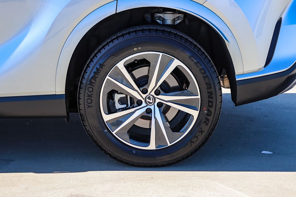 Thumbnail: 2023 Lexus RX - 22