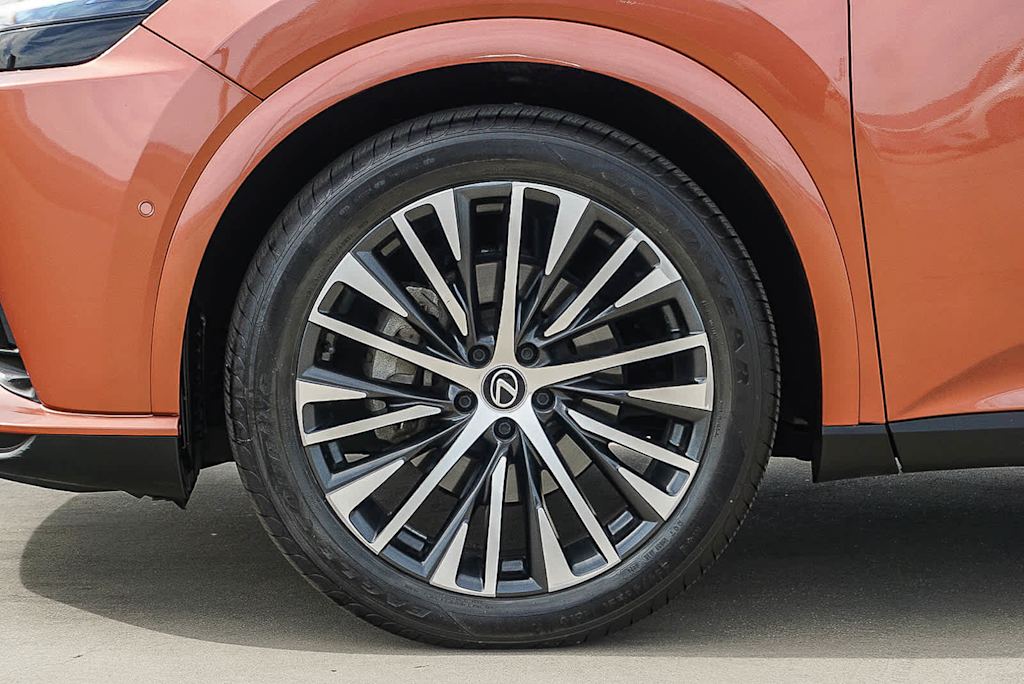 Thumbnail: 2024 Lexus RX - 7