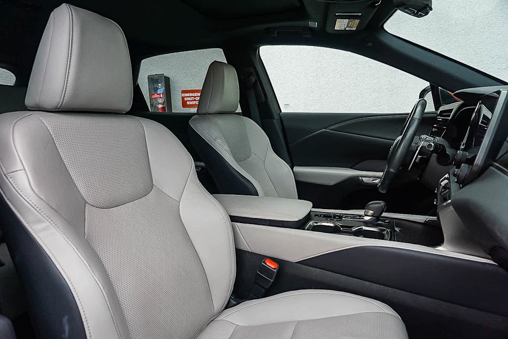 Thumbnail: 2024 Lexus RX - 10