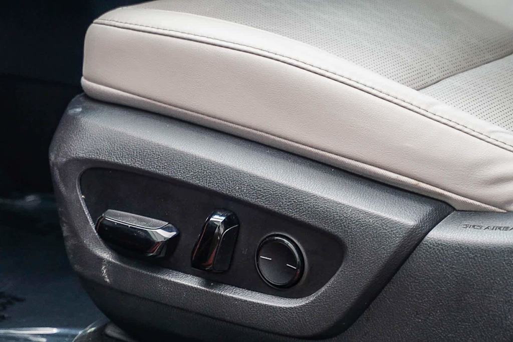 Thumbnail: 2024 Lexus RX - 27