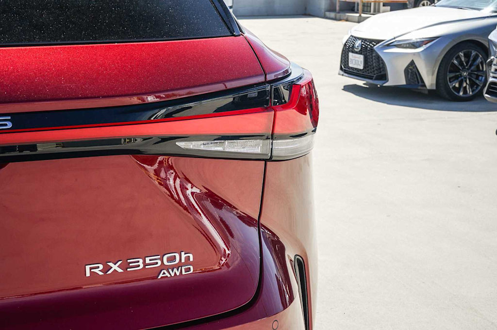 Thumbnail: 2025 Lexus RX - 24