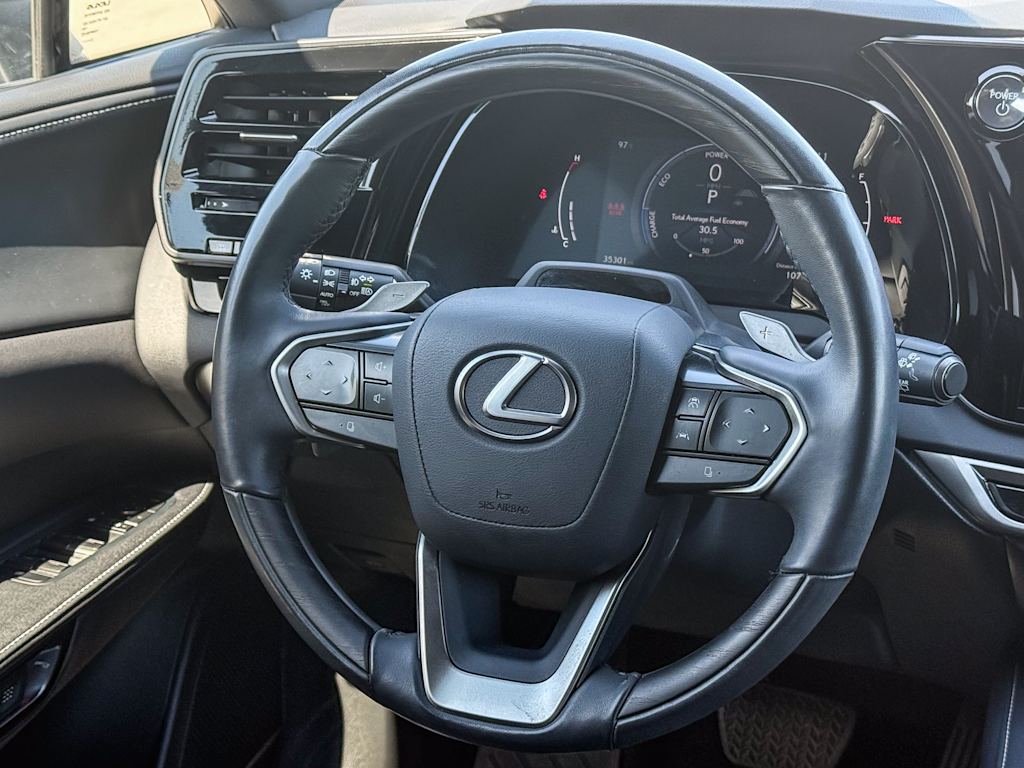 Thumbnail: 2023 Lexus RX - 9