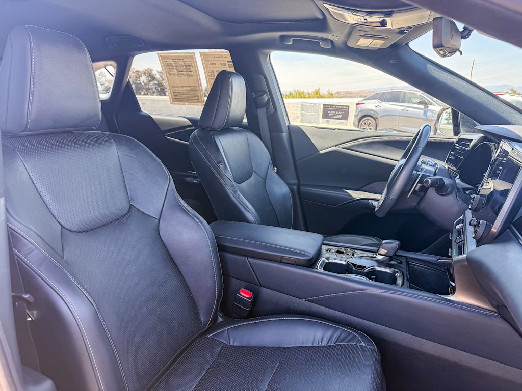 Thumbnail: 2023 Lexus RX - 10