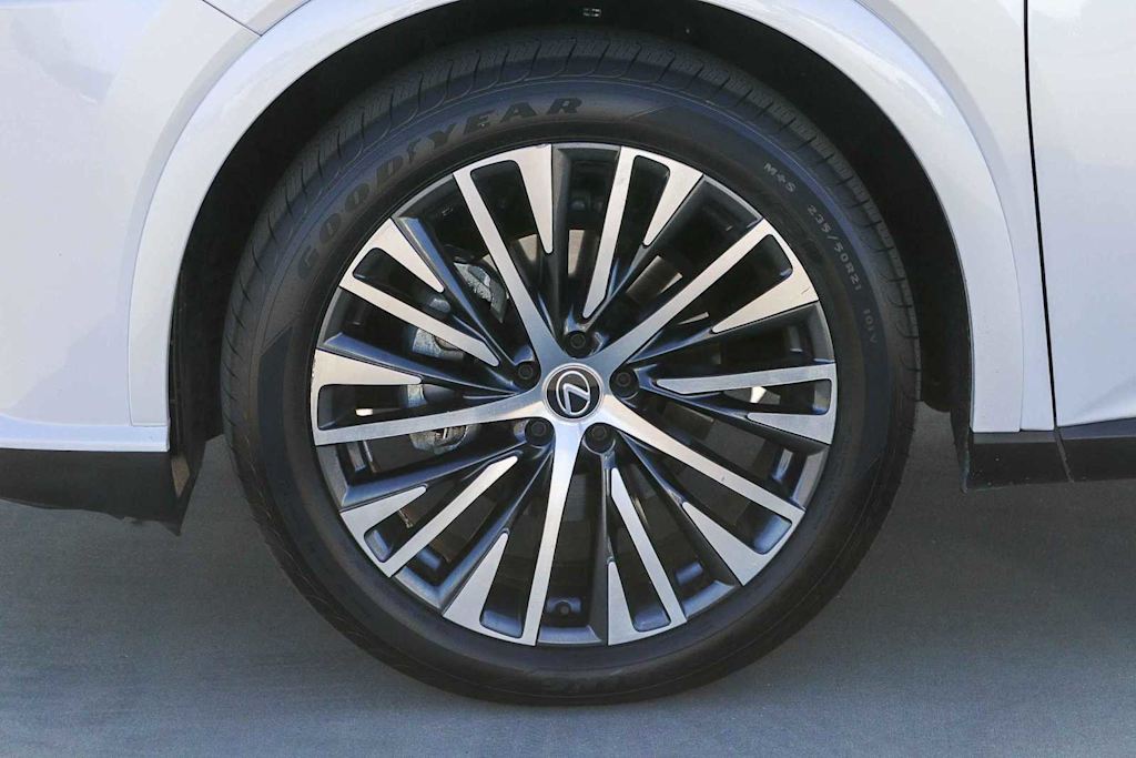 Thumbnail: 2023 Lexus RX - 23