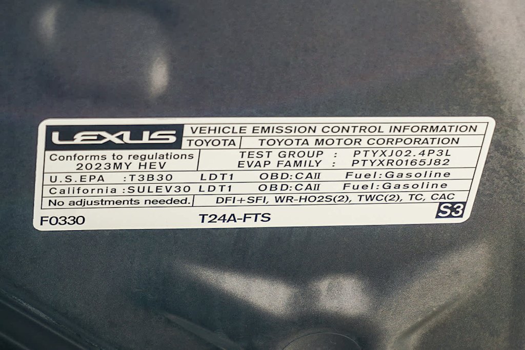 Thumbnail: 2023 Lexus RX - 18