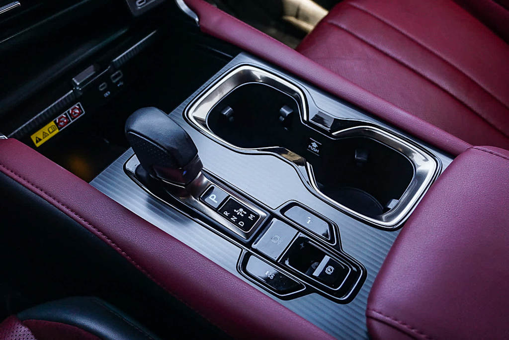 Thumbnail: 2023 Lexus RX - 14