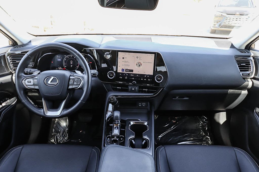 Thumbnail: 2025 Lexus ES - 2