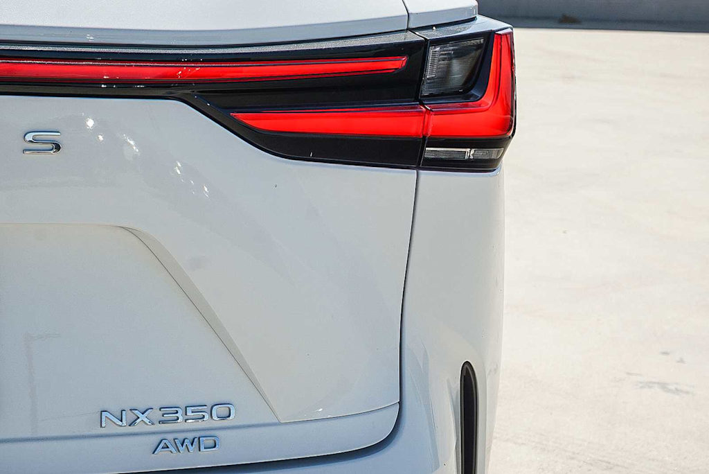 Thumbnail: 2026 Lexus ES - 23