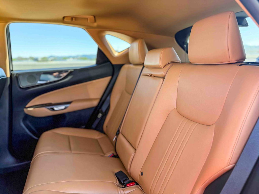 Thumbnail: 2025 Lexus ES - 11