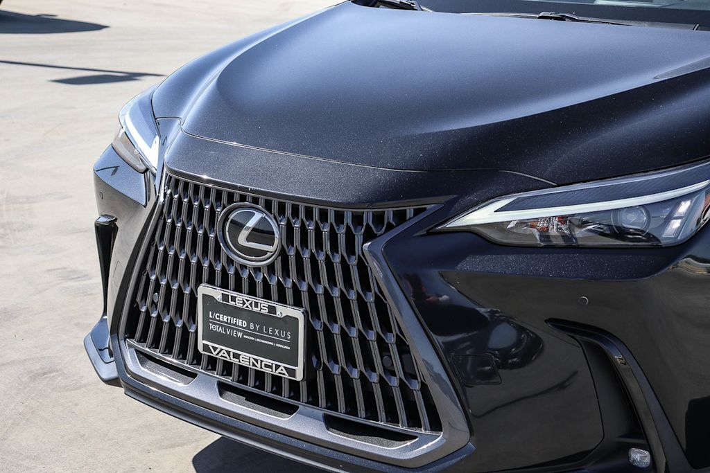 Thumbnail: 2025 Lexus ES - 21