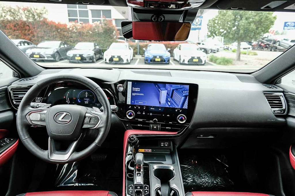 2023 Lexus NX 350 Luxury 2