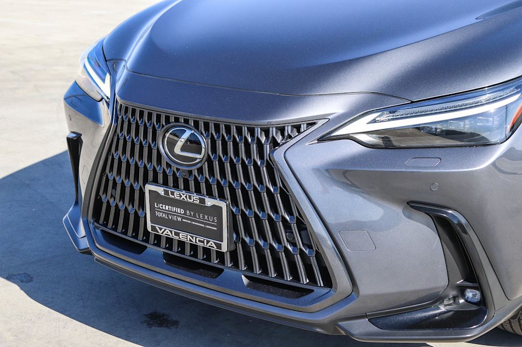 Thumbnail: 2024 Lexus ES - 20