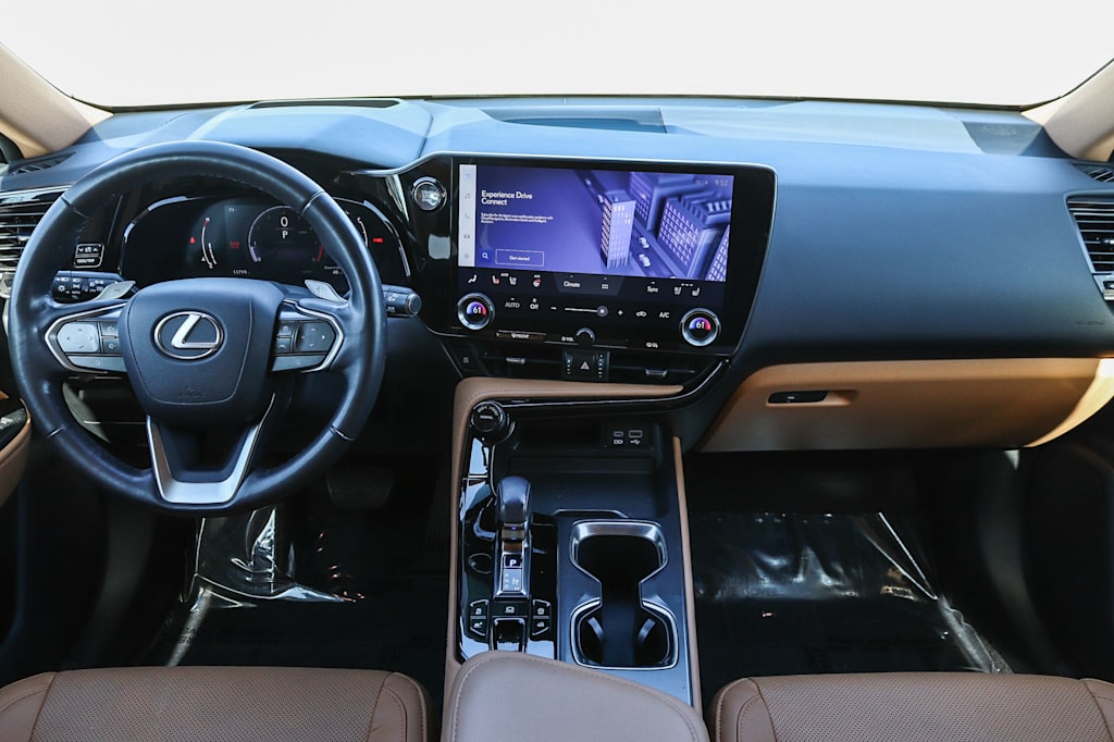 Thumbnail: 2024 Lexus ES - 2