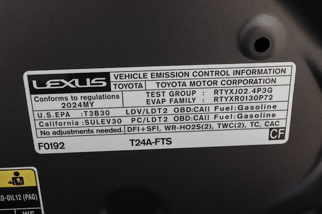 Thumbnail: 2024 Lexus ES - 17